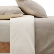 Béžové predĺžené obliečky na dvojlôžko z bavlneného perkálu 240x220 cm Sotela – Kave Home